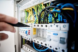 maintenance d'un tableau électrique
